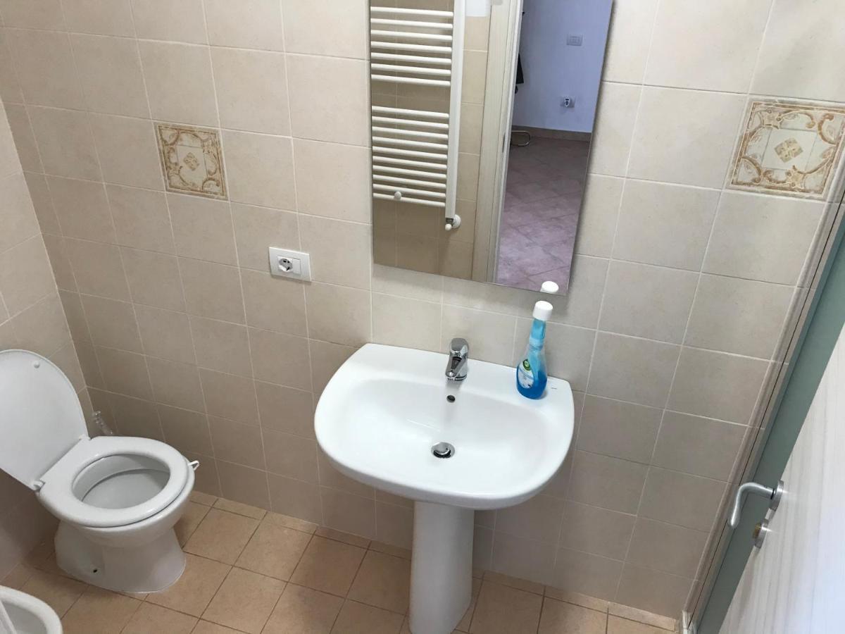 Camera Singola con Bagno Privato