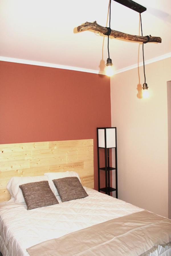 Quarto Duplo com Sofá-cama