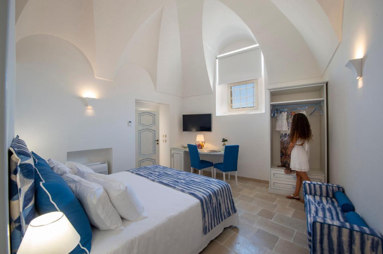 Economy Double or Twin Room,1005189352:JPEG