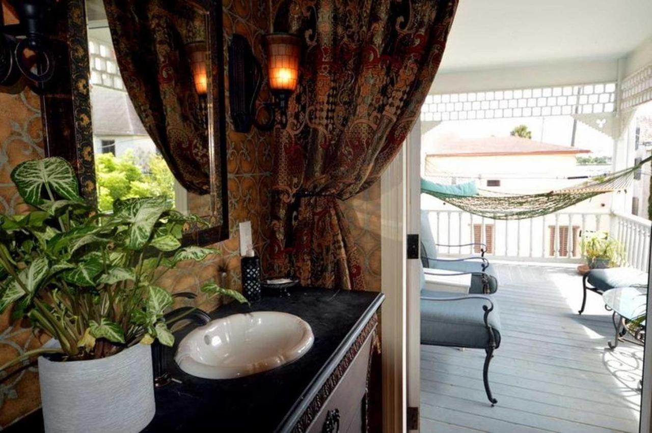 Double Room Balcony,1011803911:JPEG