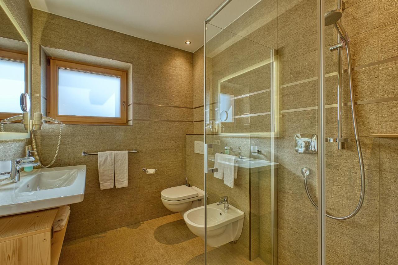 Double Room with Balcony (3 Adults)
