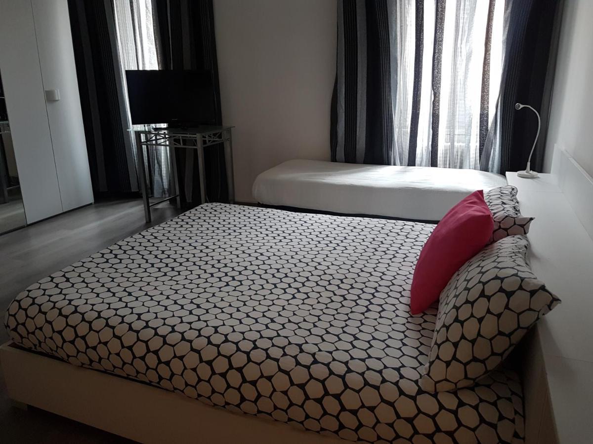Camera Familiare con Bagno Privato