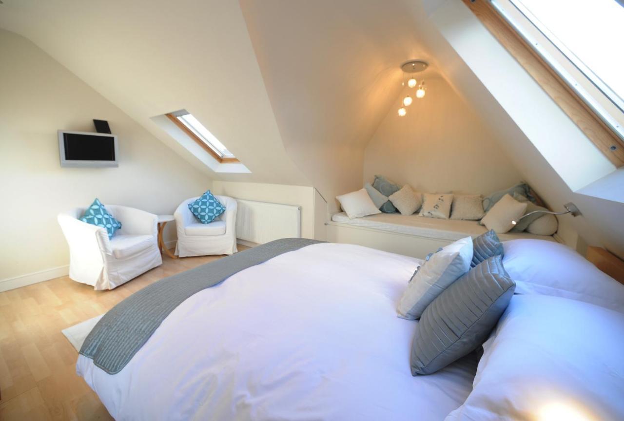 Deluxe Double Room with Shower,1033187708:JPEG