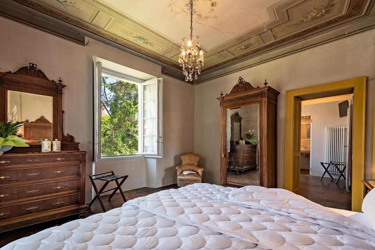 Suite Junior con vistas al jardín
