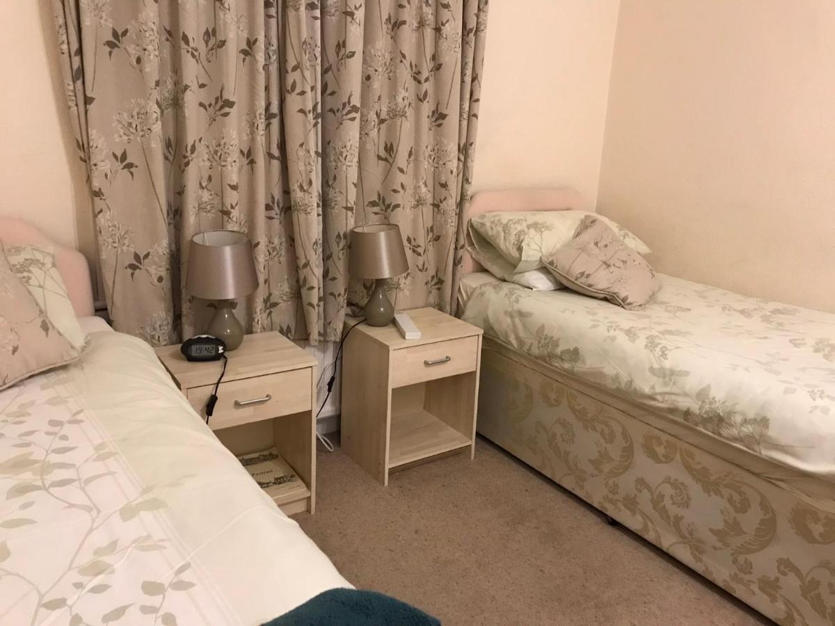 Budget Tweepersoonskamer met 2 Aparte Bedden