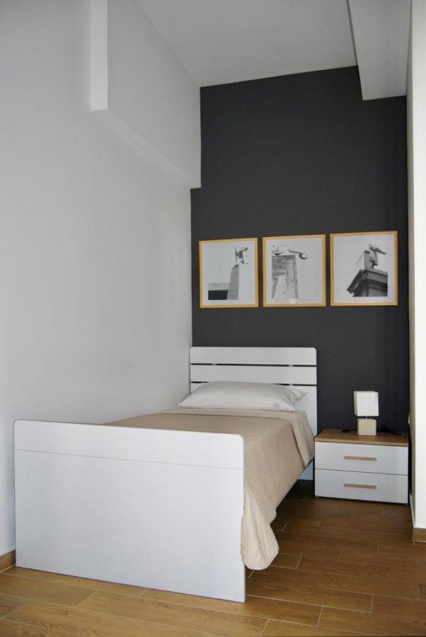 Deluxe Single Room Balcony,1064271820:JPEG