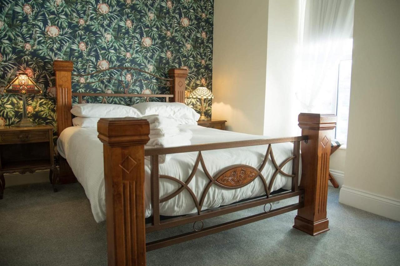 Double Room,1084397338:JPEG