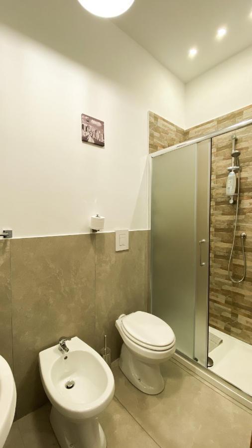 Camera Matrimoniale con Bagno Privato