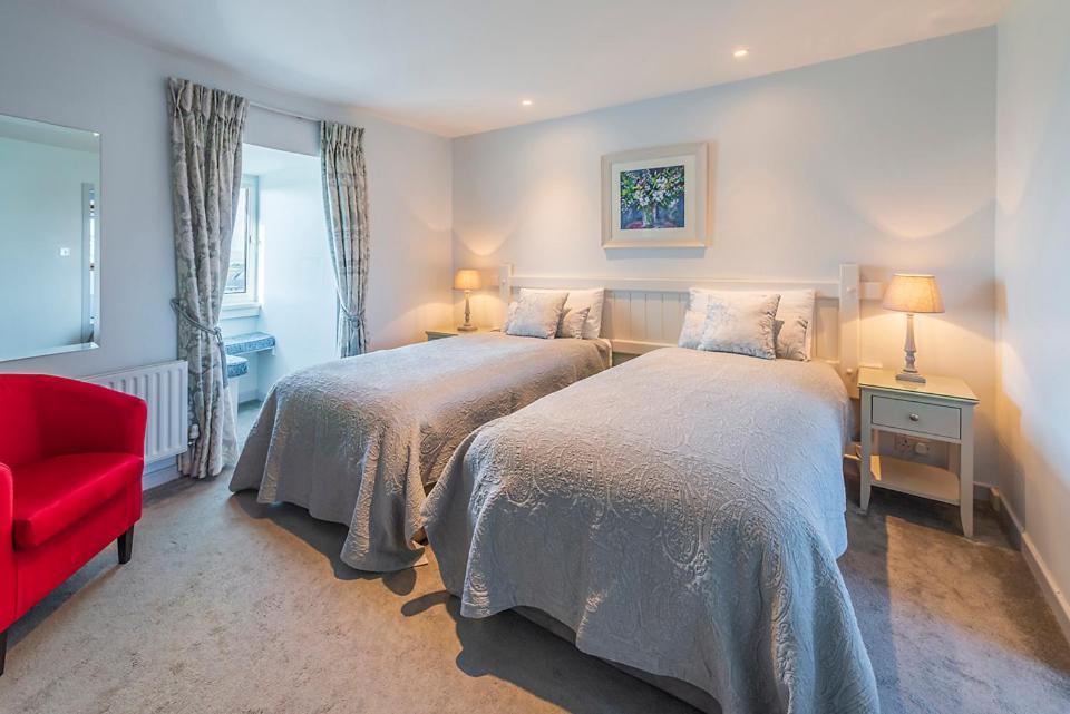 Twin Room with Sea View