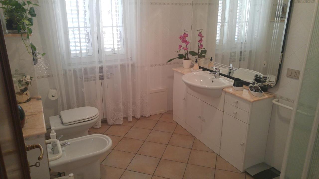 Double Room Private Bathroom,1093406445:JPEG