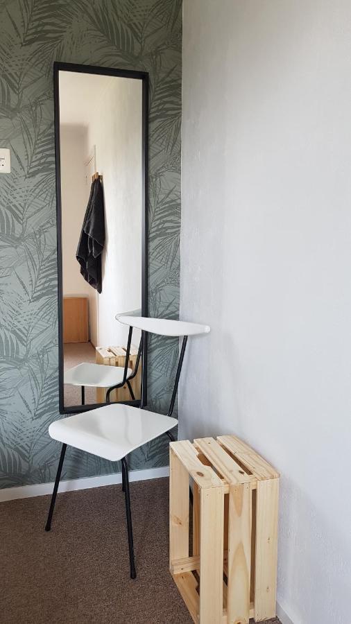 Tweepersoonskamer met Gedeeld Toilet