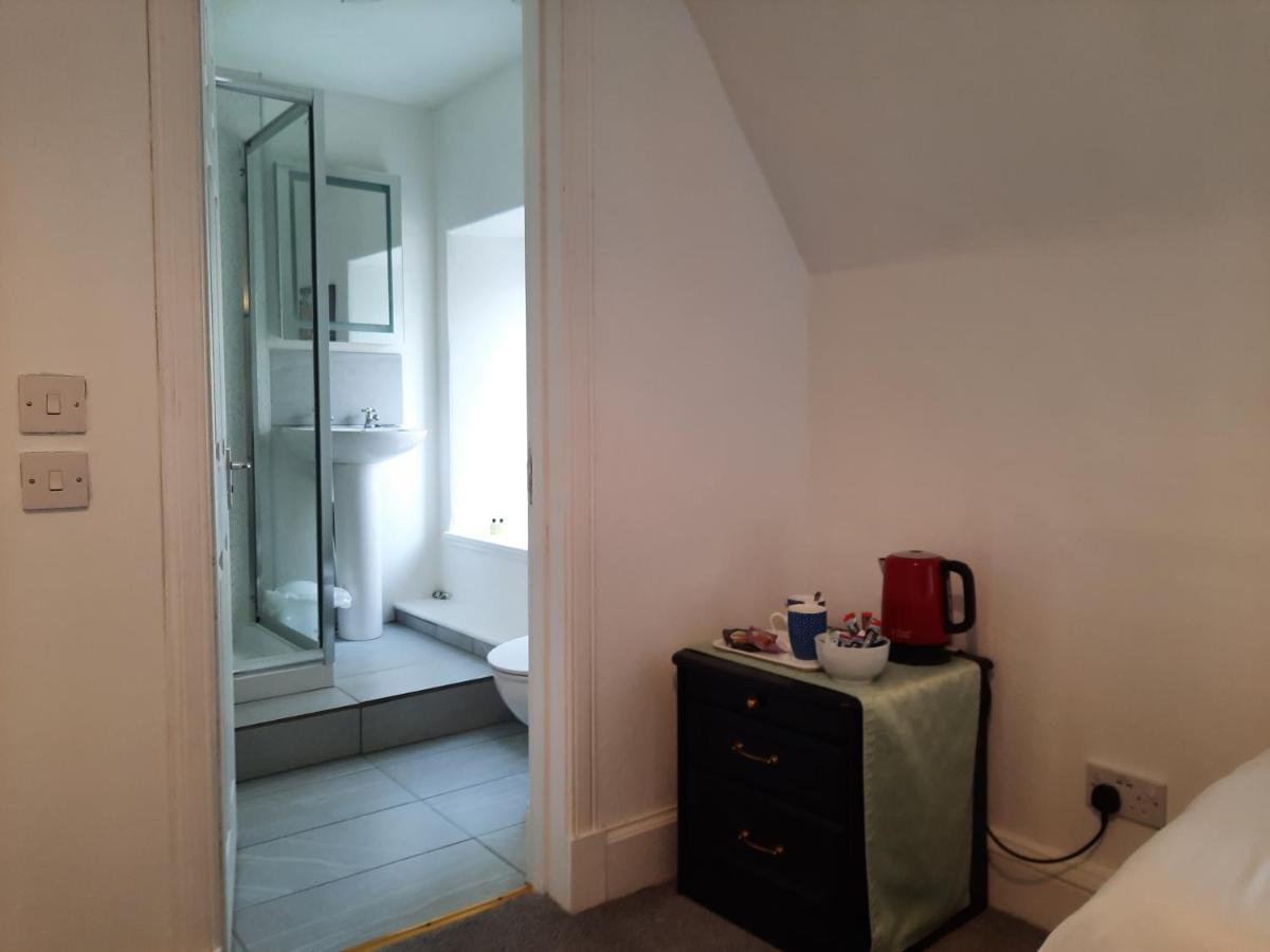 Twin Room with Private Bathroom,1105838055:JPEG