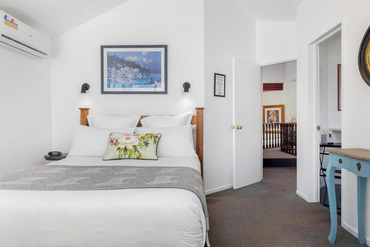 Superior Queen Room