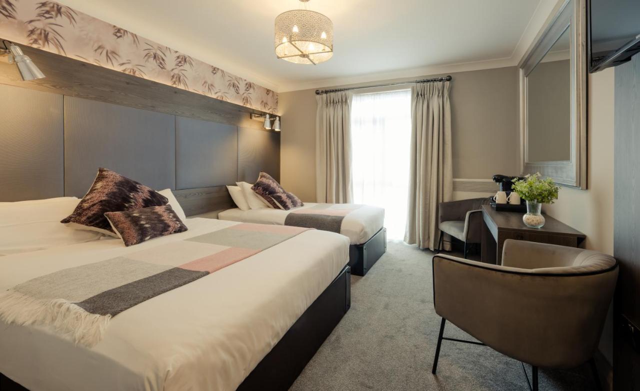 Superior Deluxe Double or Twin Room