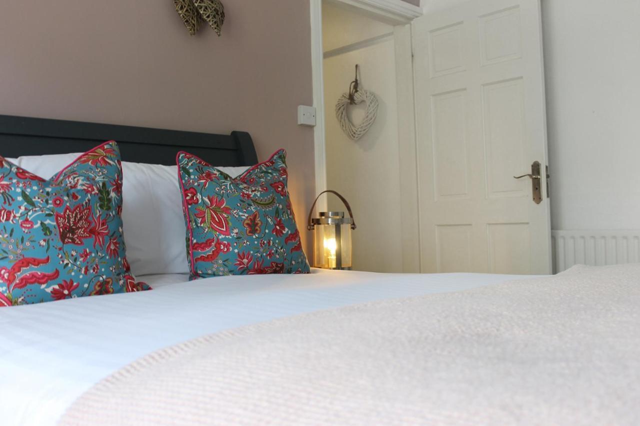 Standard Double Room,1114587549:JPEG