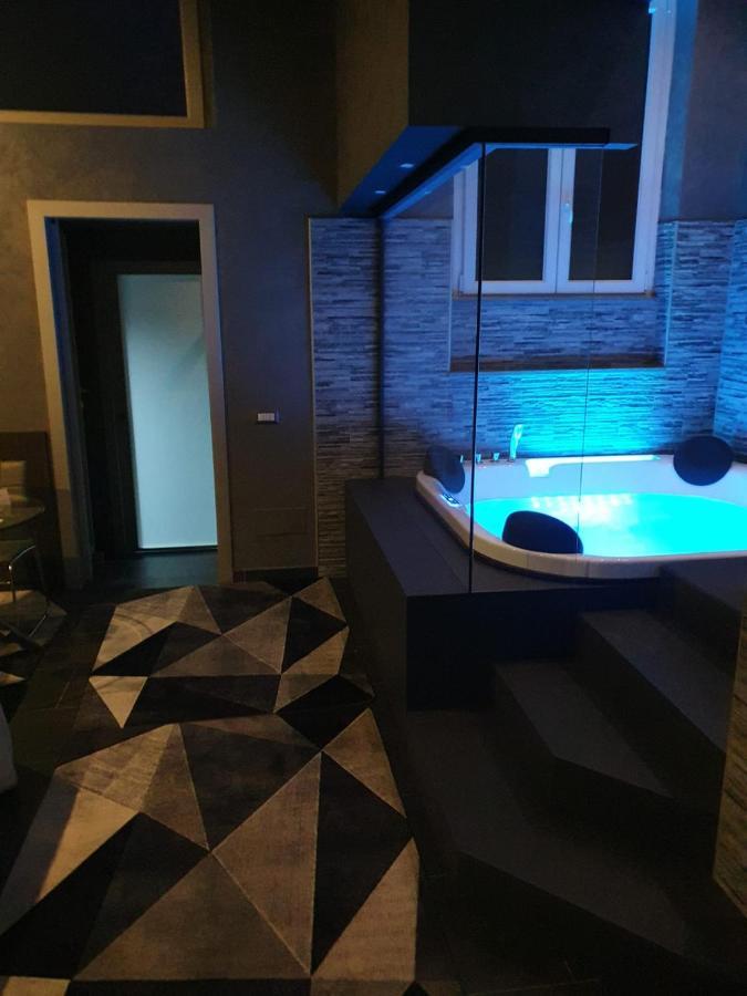 Kamer met Kingsize bed en Bubbelbad