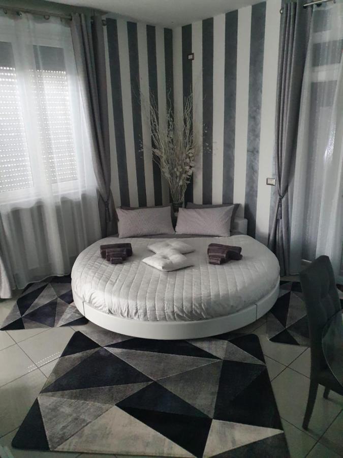 Kamer met Kingsize Bed en Balkon