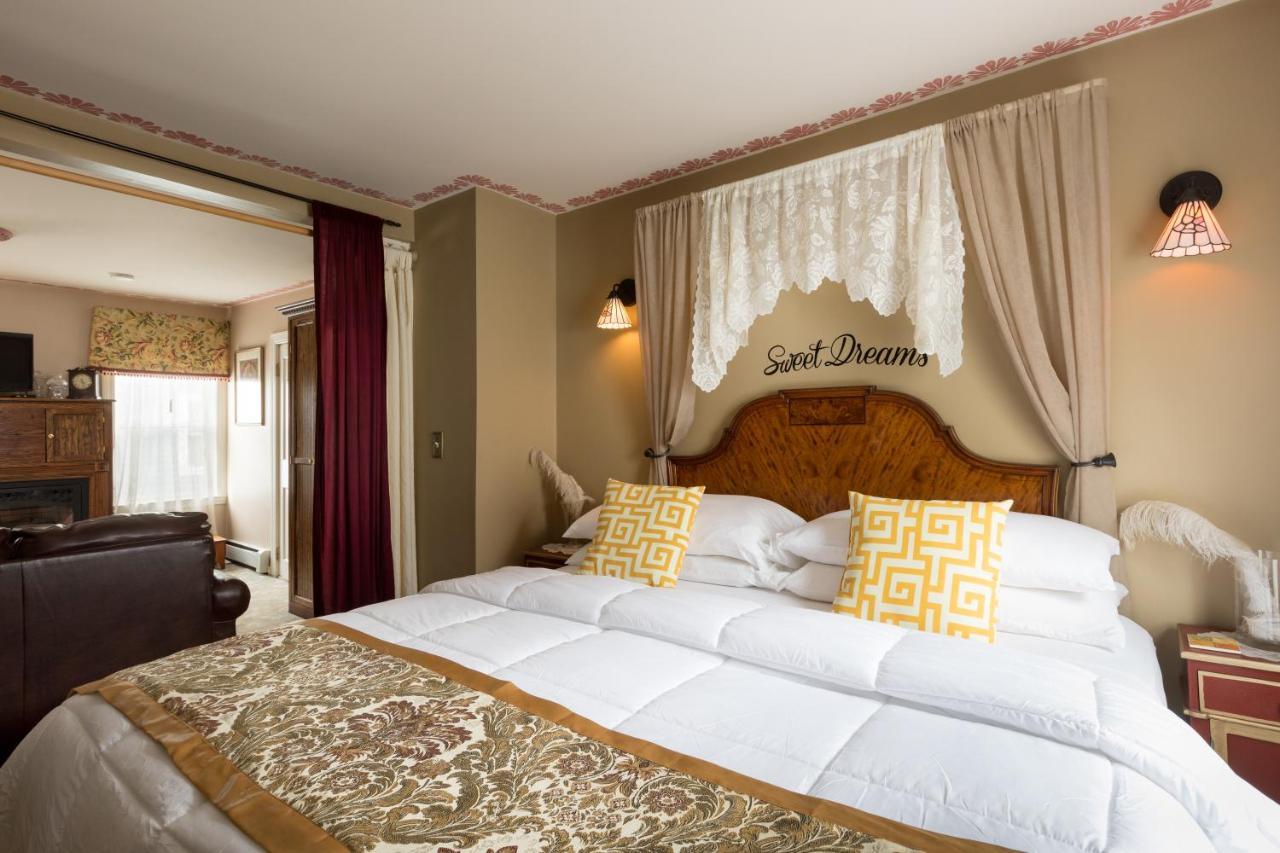 Superior King Room,1589259556:JPEG
