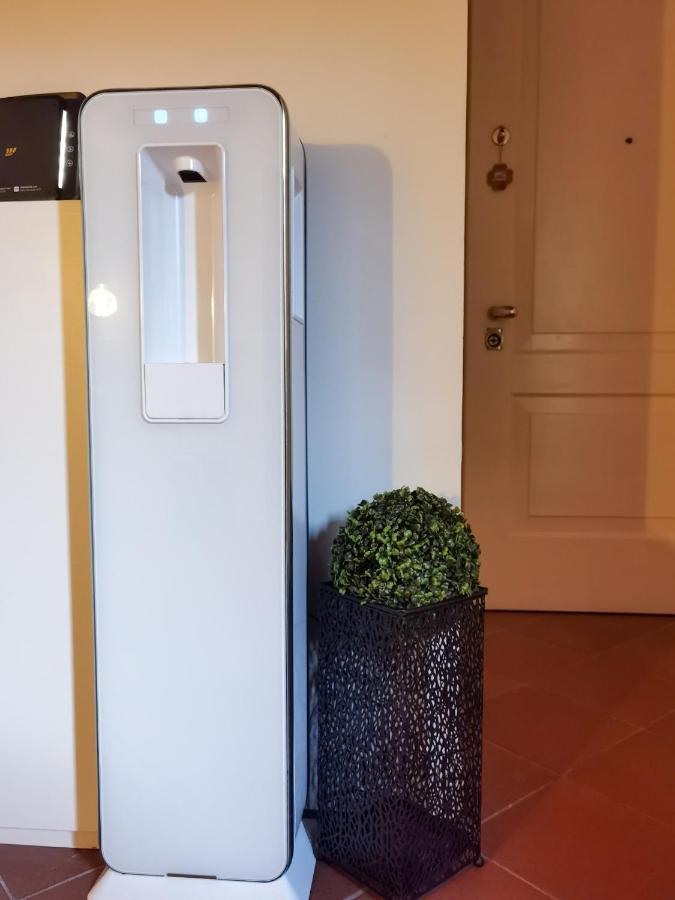 Zimmer mit Queensize-Bett und Balkon
