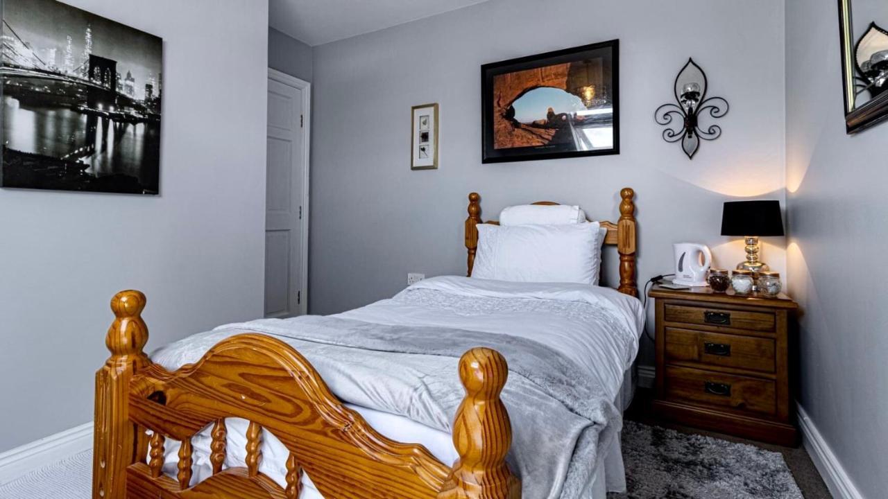 Single Room,1133300376:JPEG