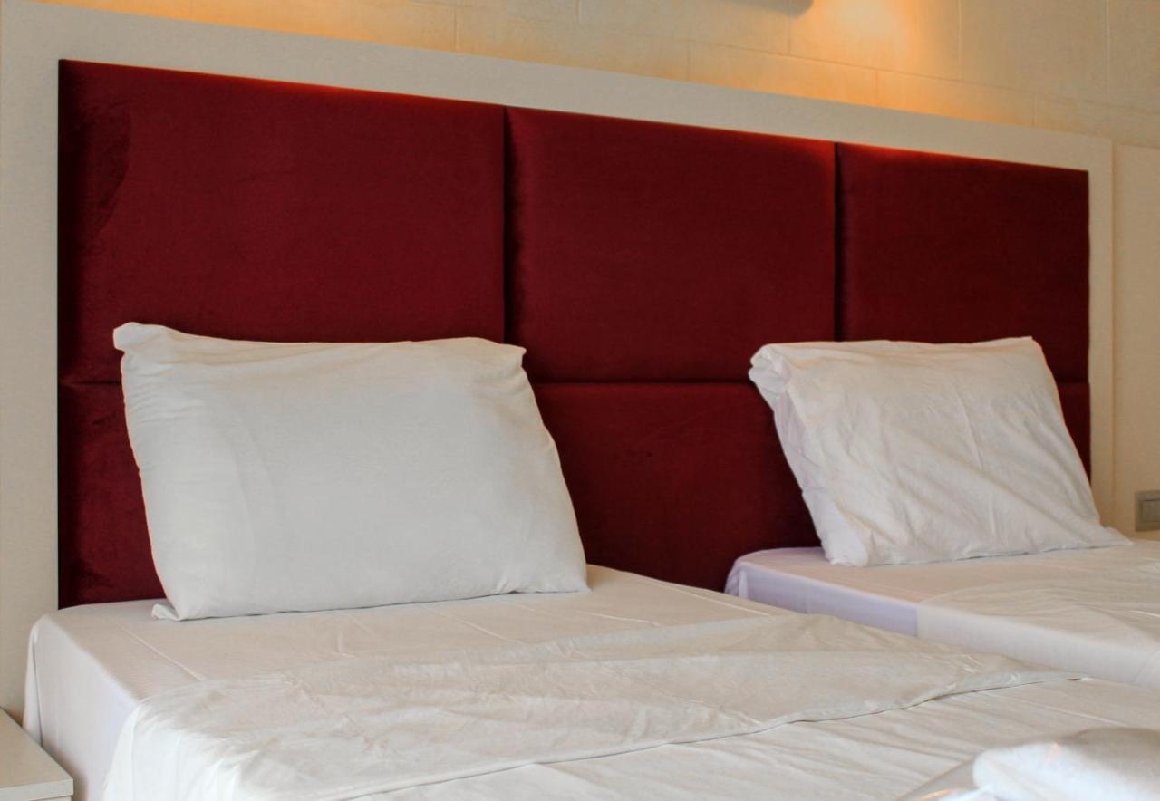 Standard Double or Twin Room,1136531176:JPEG