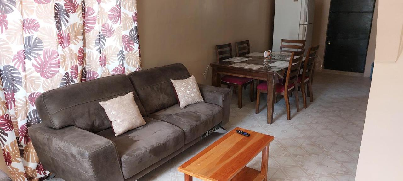 Habitación Doble con balcón y baño privado
