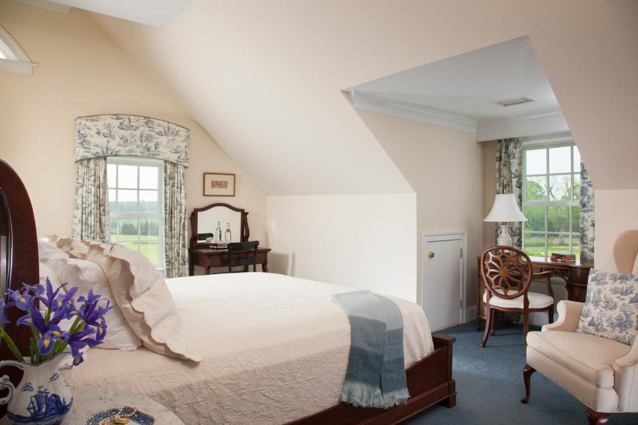 Deluxe King Suite