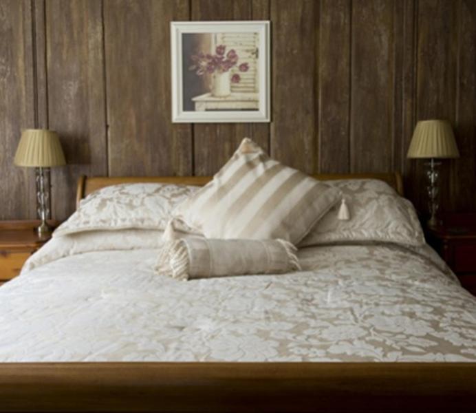 King Room,1580586995:JPEG