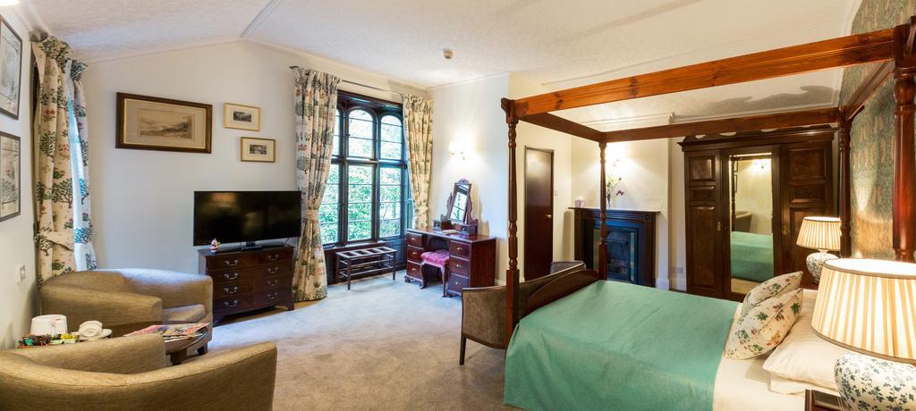 Large Double Room,117008989:JPEG