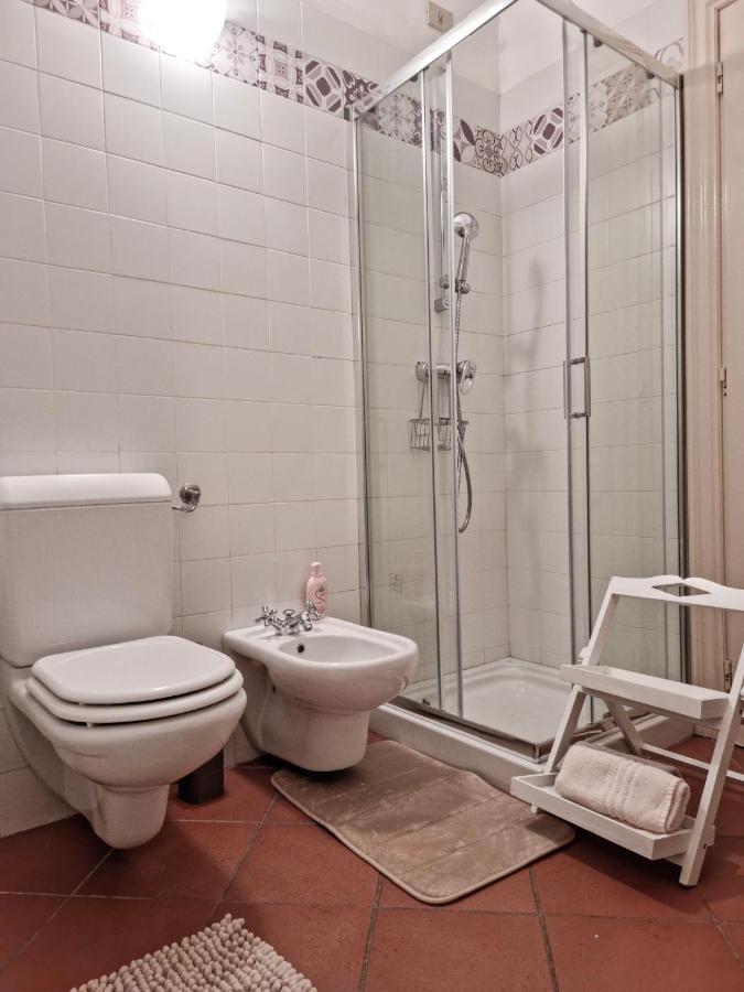 Doppel-/Zweibettzimmer mit eigenem Bad