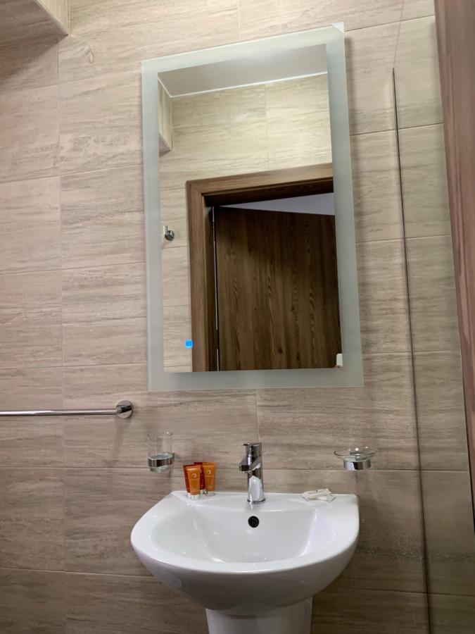 Chambre Double avec Salle de Bains Privative