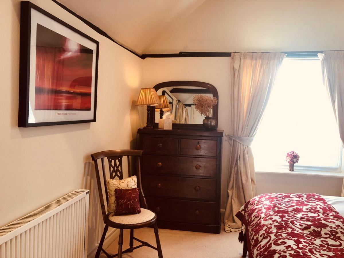 One-Bedroom Cottage