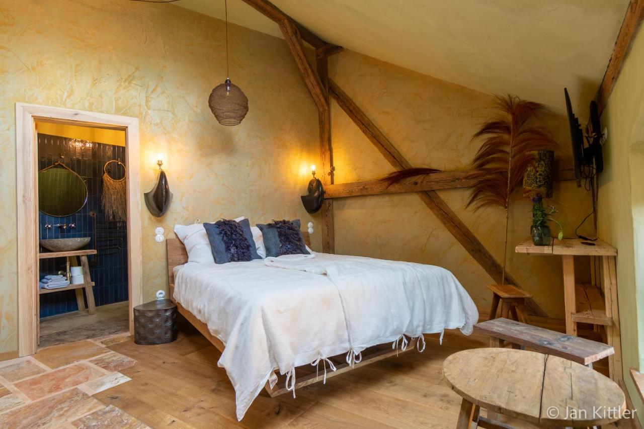 Studio mit Queensize-Bett