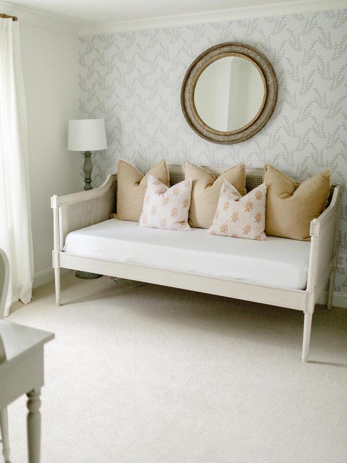 Suite with Garden View,1181121883:JPEG