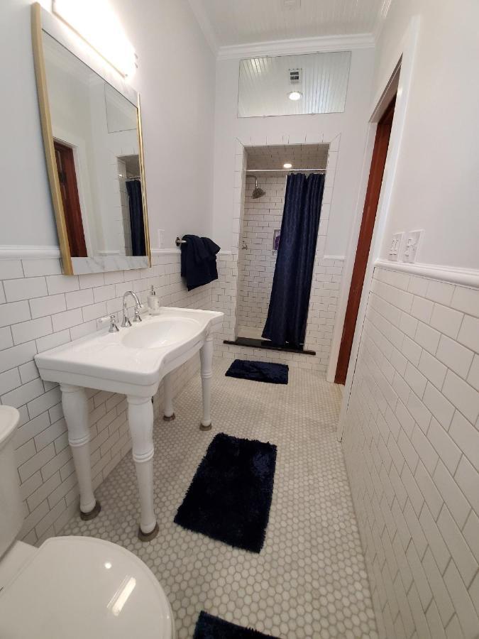 King Room,1182254176:JPEG