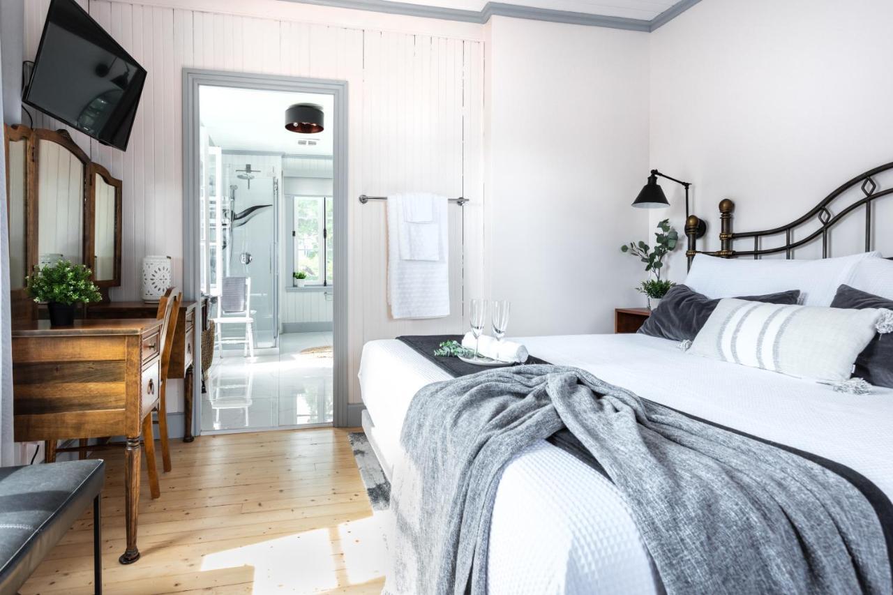 Queen Room with Sea View
