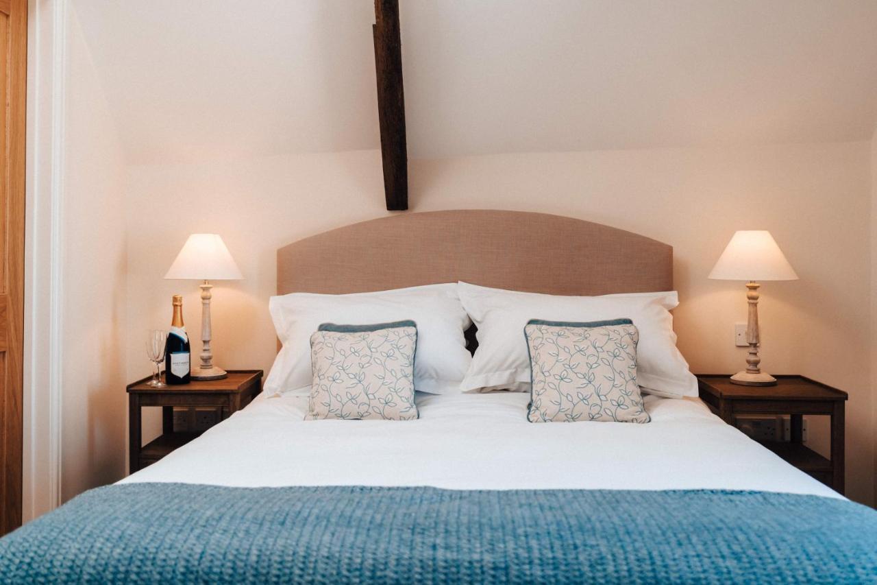 Double Room,1186376992:JPEG