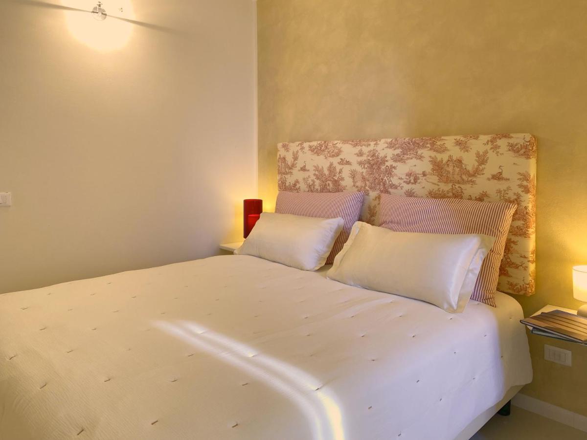 Double Room with Lake View