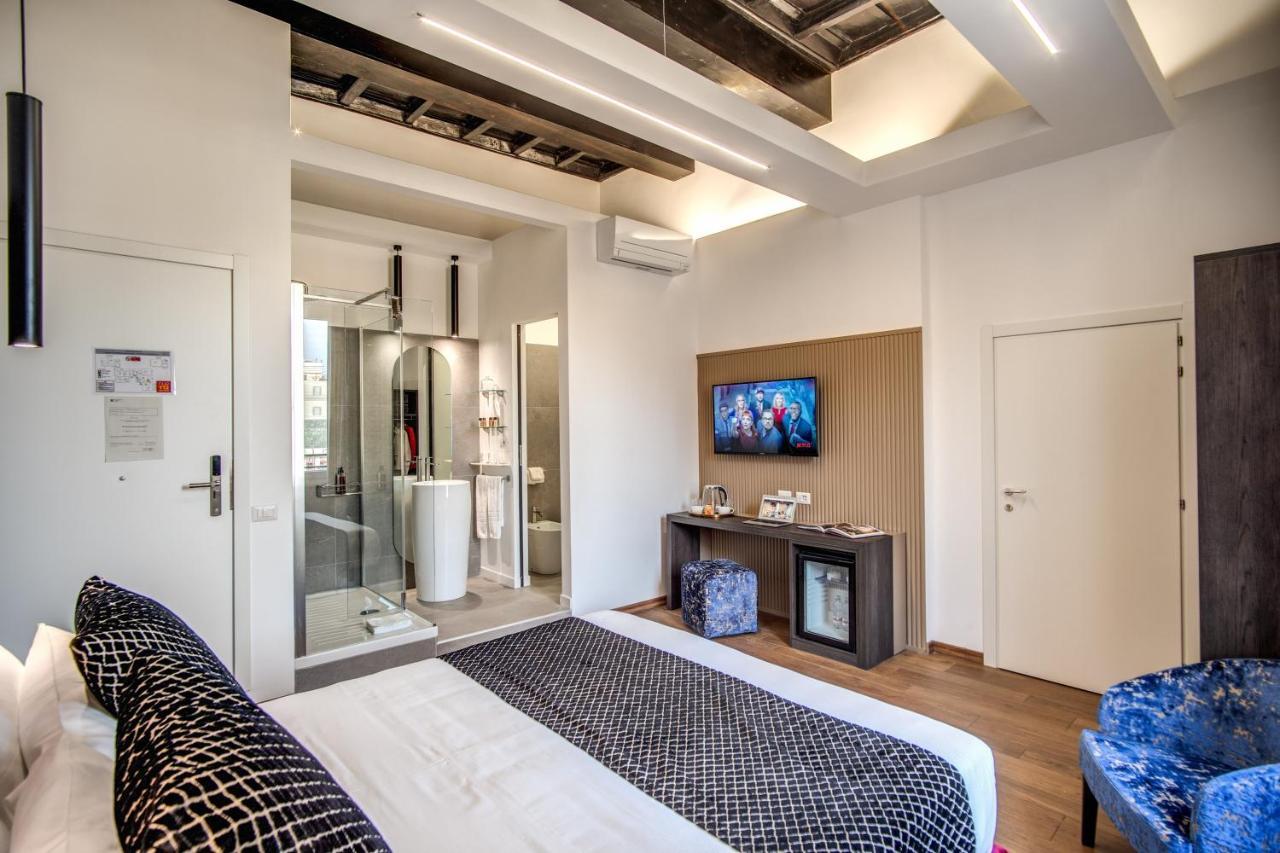 Superior Triple Room with View,1227548132:JPEG