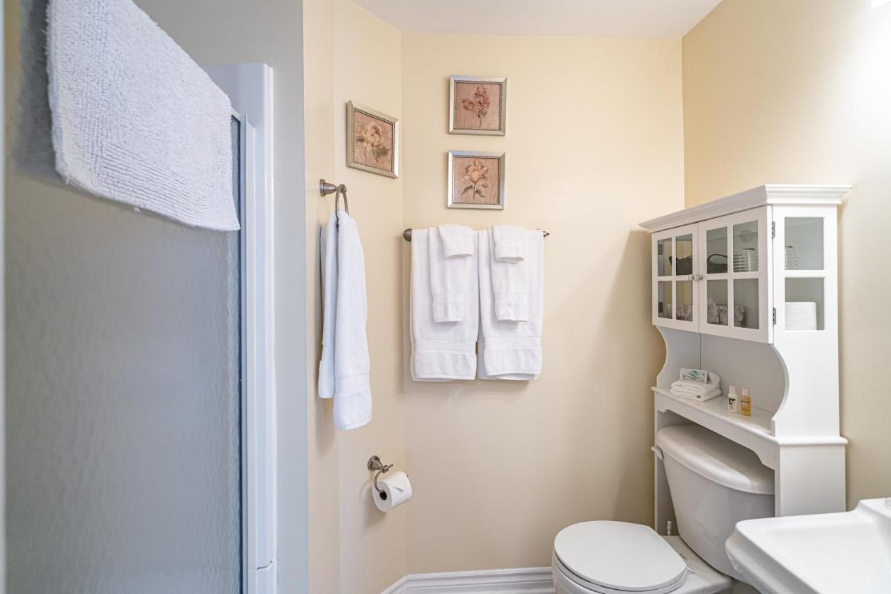 Queen Room with Garden View,1204116793:JPEG