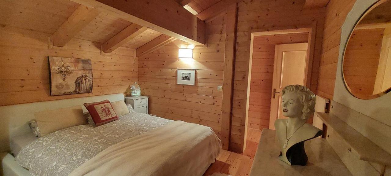 Queen Room with Balcony