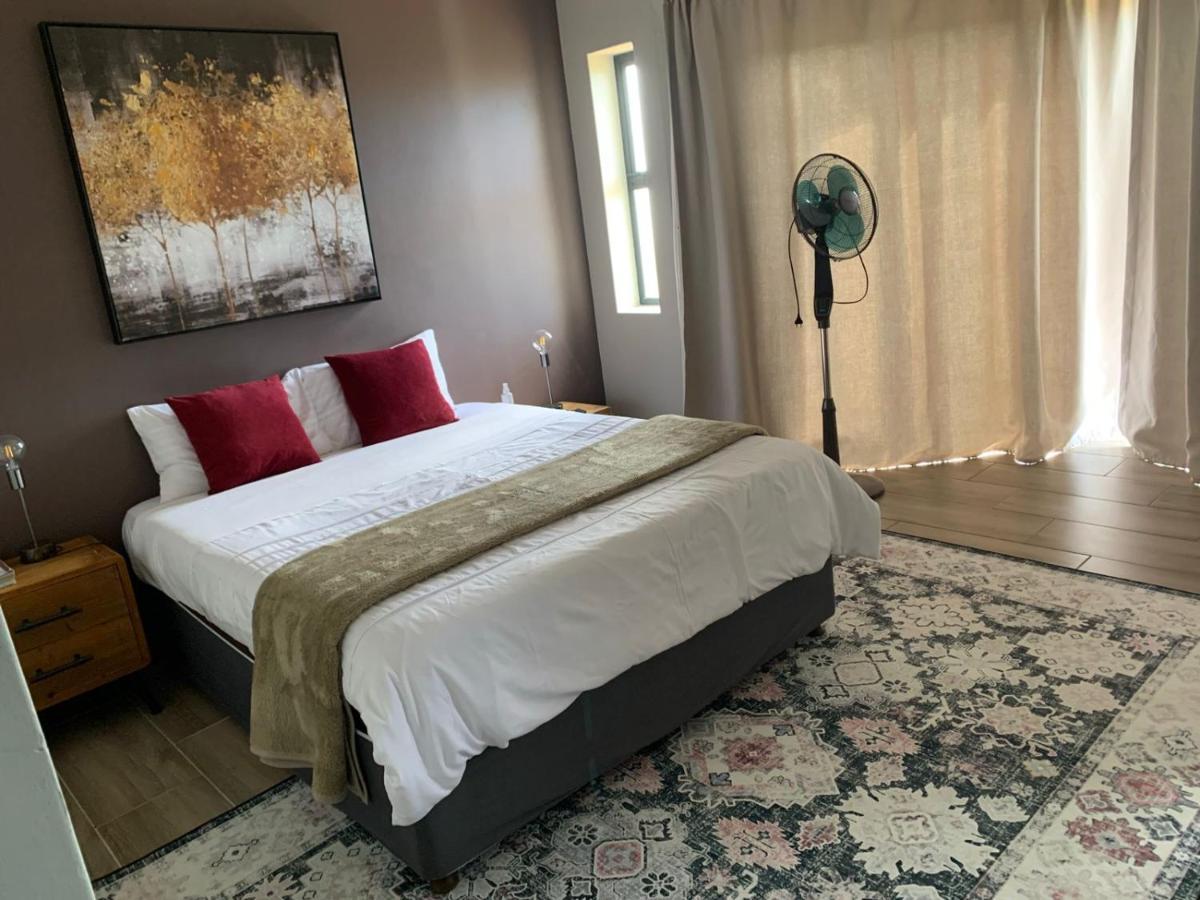 Double Room,1128496260:JPEG