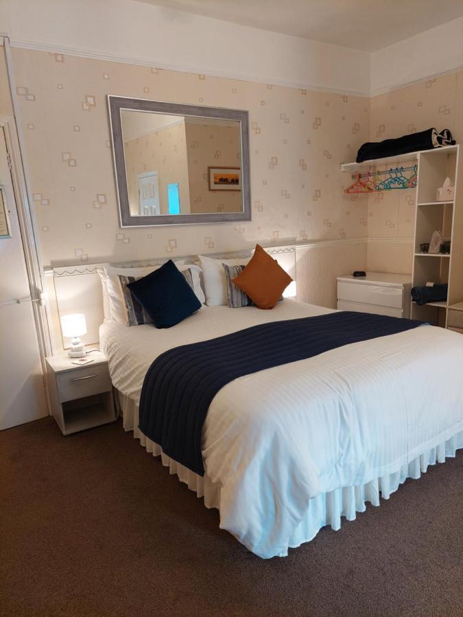 Standard Double Room,1206491845:JPEG