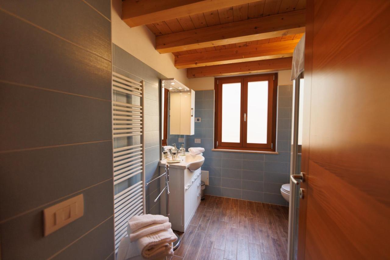 Large Double Room,1234482353:JPEG