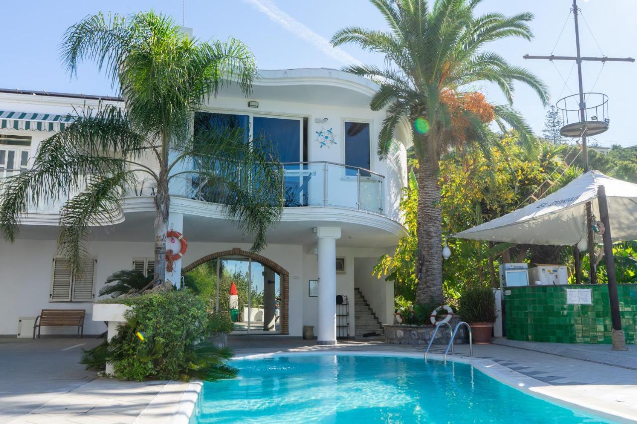 Suite Familiare con Balcone