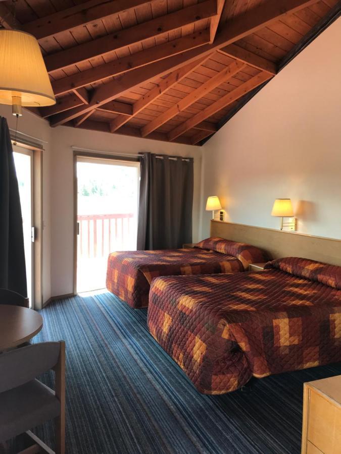 Deluxe Double Room Bath