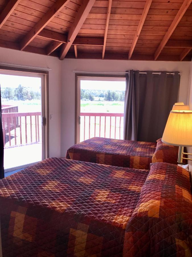 Deluxe Double Room Bath