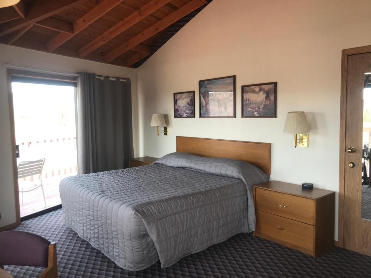 King Room Garden View