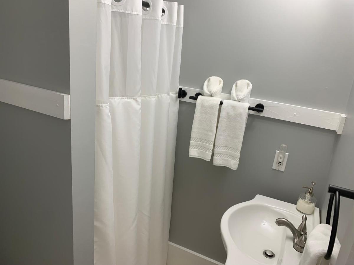 Standard Queen Room,1259529484:JPEG