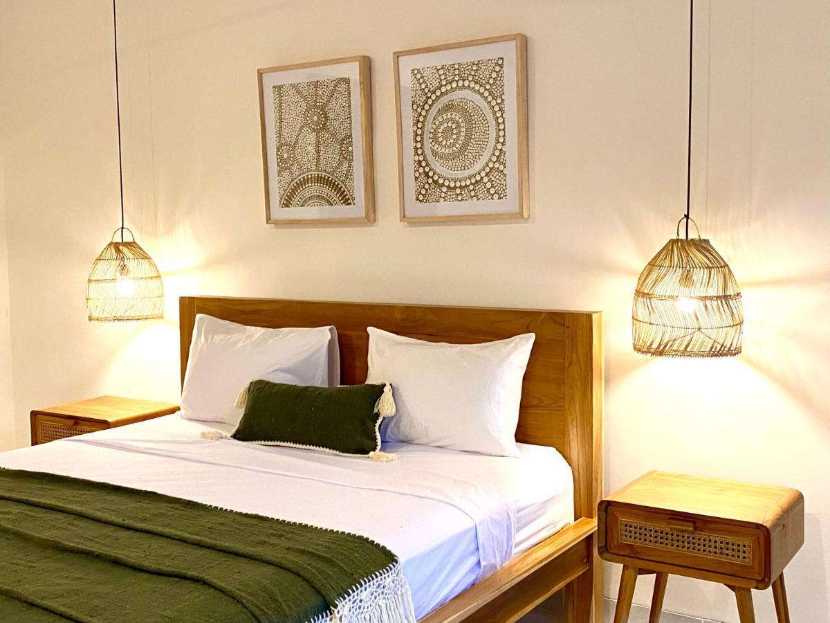 Deluxe King Suite,1267776979:JPEG